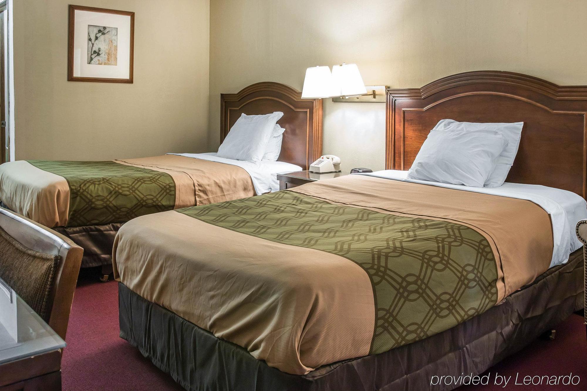 เอคโคโน่ ลอดจ์ Hotel Holland ภายนอก รูปภาพ